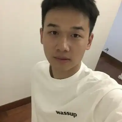 李英